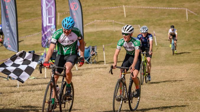 Archie wins CCXL round 1 and shove his Dad across the line in front, so that he had to do another lap